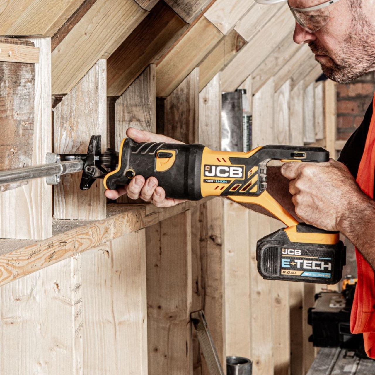 JCB 18V Cordless Reciprocating Saw, 3Ah Li-Ion Battery & 2.4A Fast Charger | 21-18RS-3CX