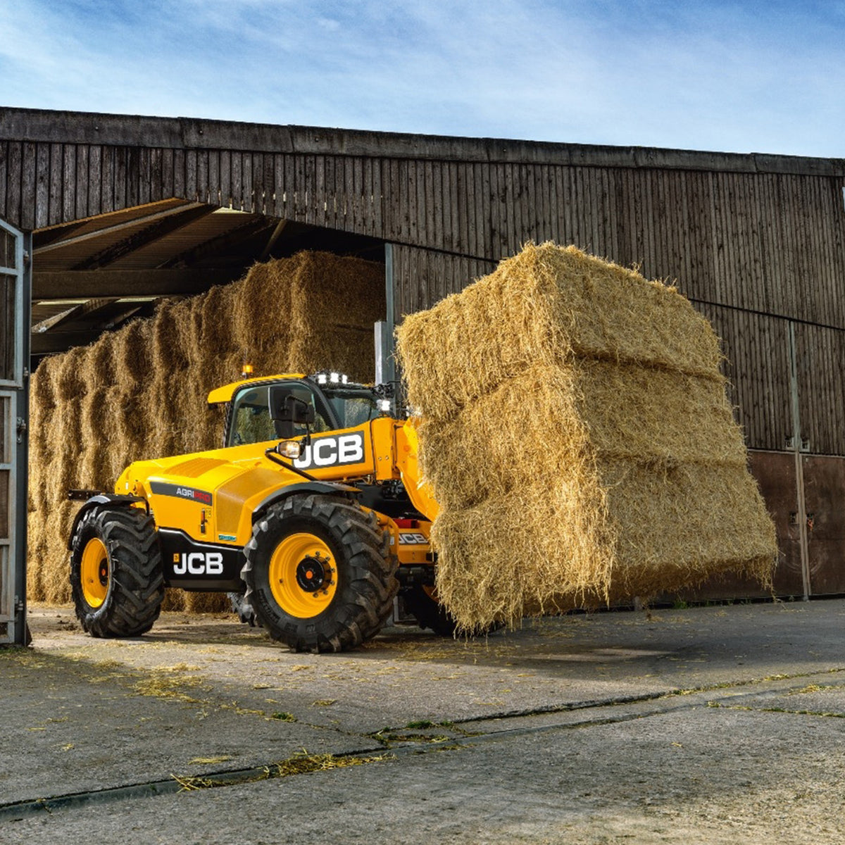Dry Stack Telehandler JCB 42’’ Tool Cabinet Stack & Telehandler wrap | JCBTLHSTACK – JCB Tools