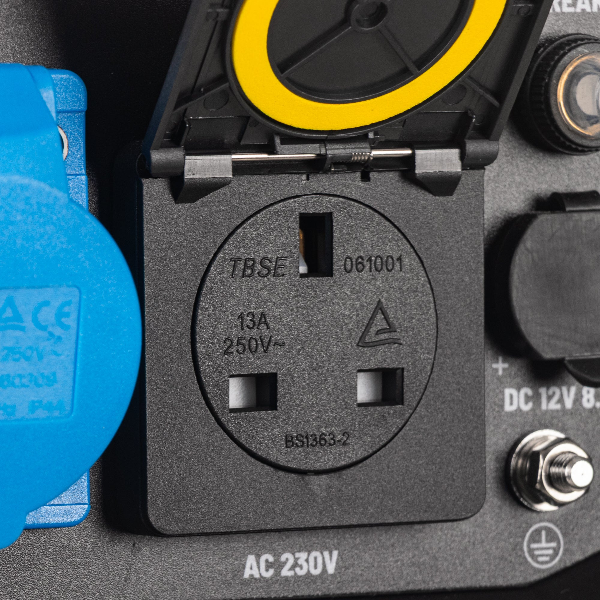 JCB, 3.4kW Inverter Generator, Pure Sine Wave, Electric Start | JCB-IG3500E